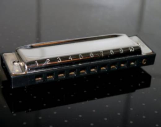 chromatic tremolo harmonica